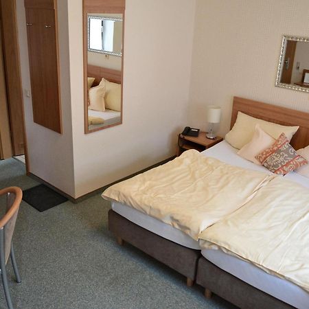 Rosenhotel Scherer Schiffweiler Ngoại thất bức ảnh