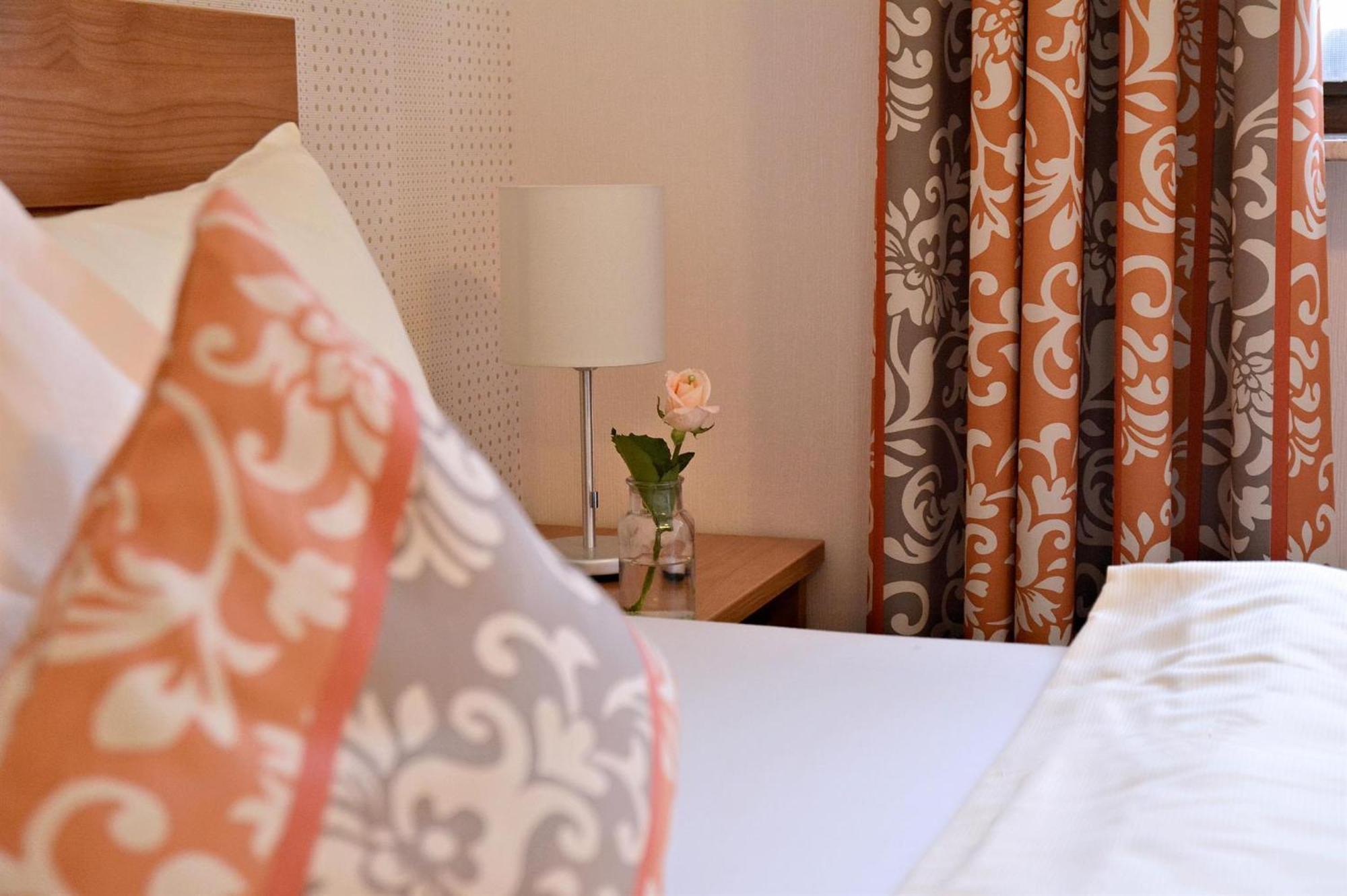 Rosenhotel Scherer Schiffweiler Ngoại thất bức ảnh