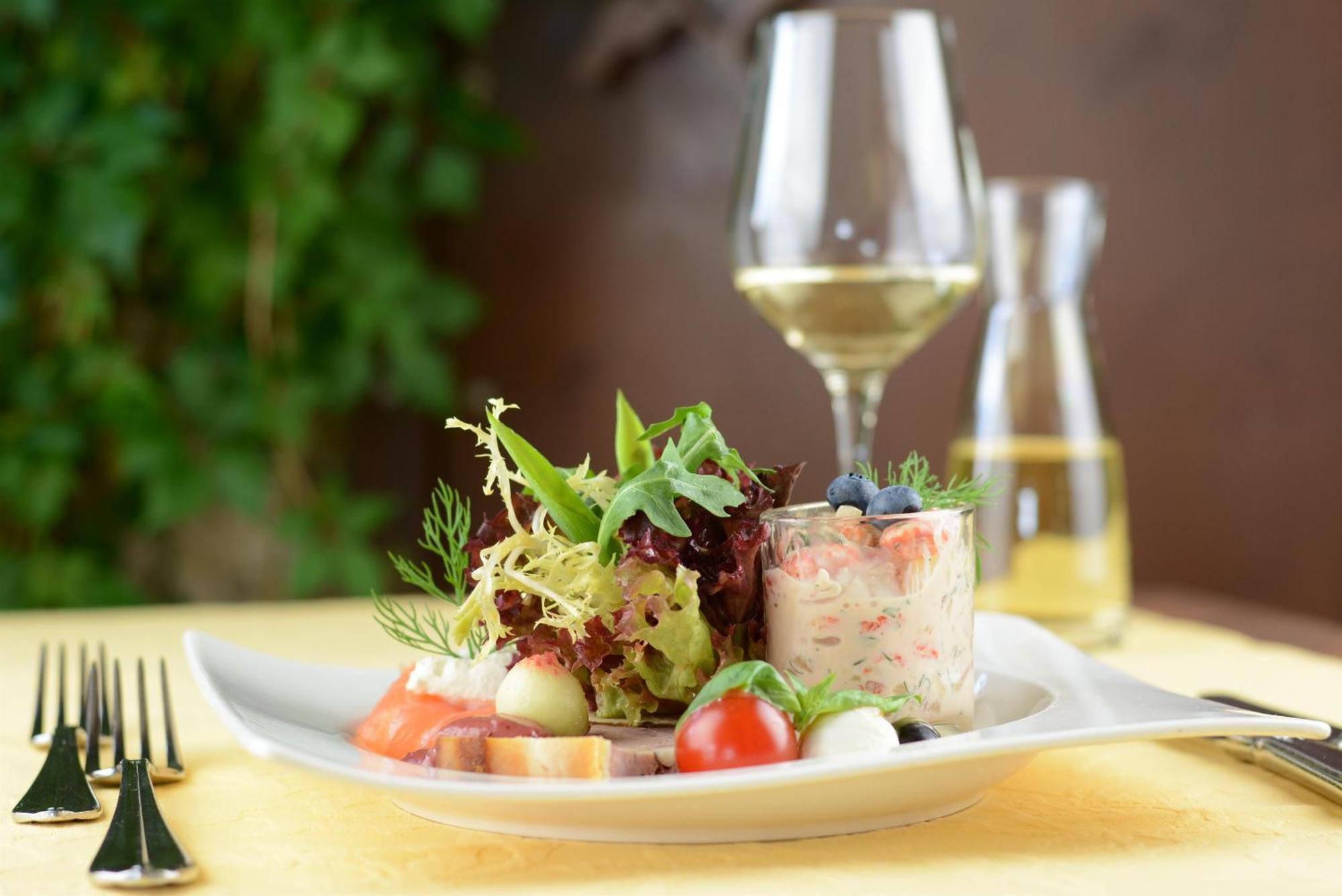 Rosenhotel Scherer Schiffweiler Ngoại thất bức ảnh