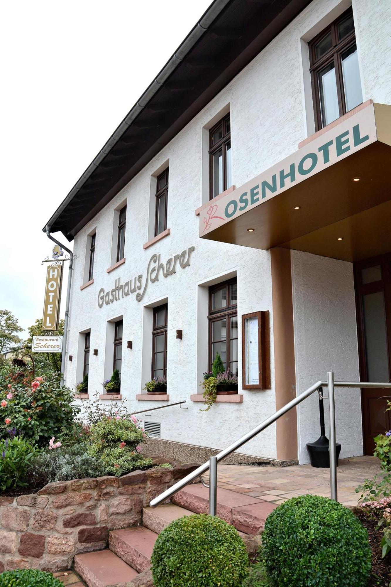 Rosenhotel Scherer Schiffweiler Ngoại thất bức ảnh